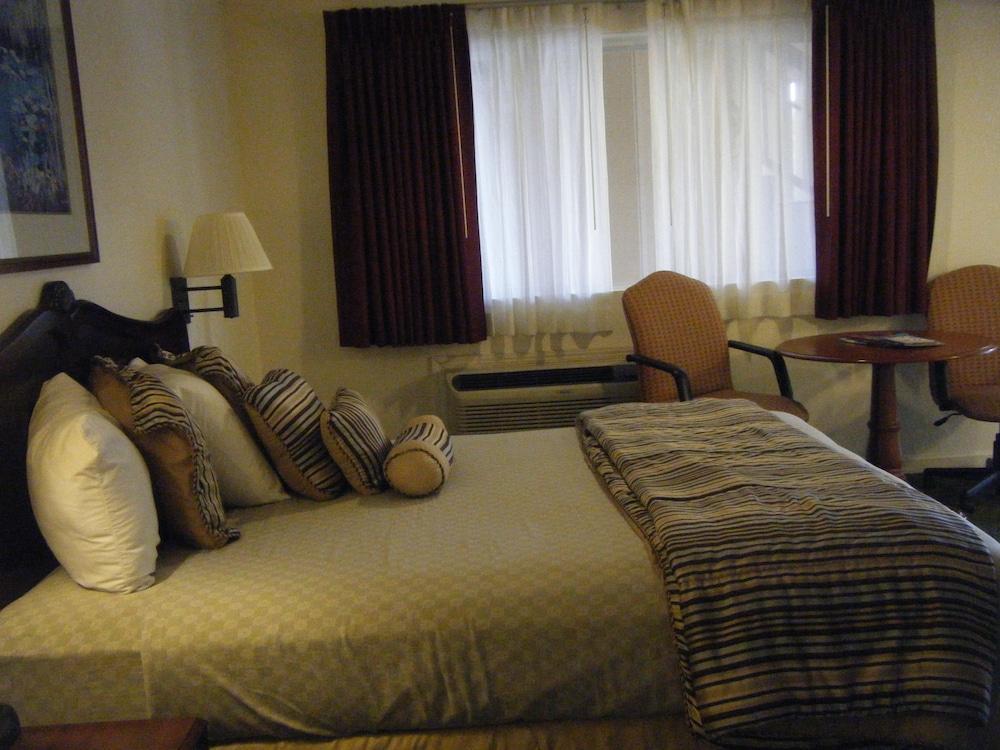 Rodeway Inn Near Downtown Monterey Eksteriør billede
