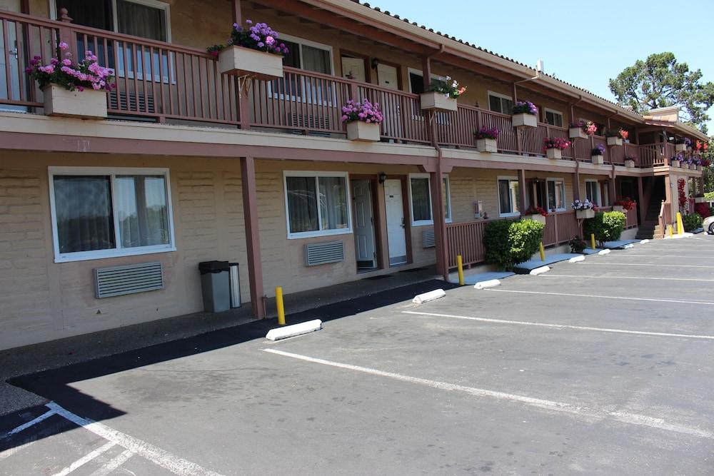 Rodeway Inn Near Downtown Monterey Eksteriør billede