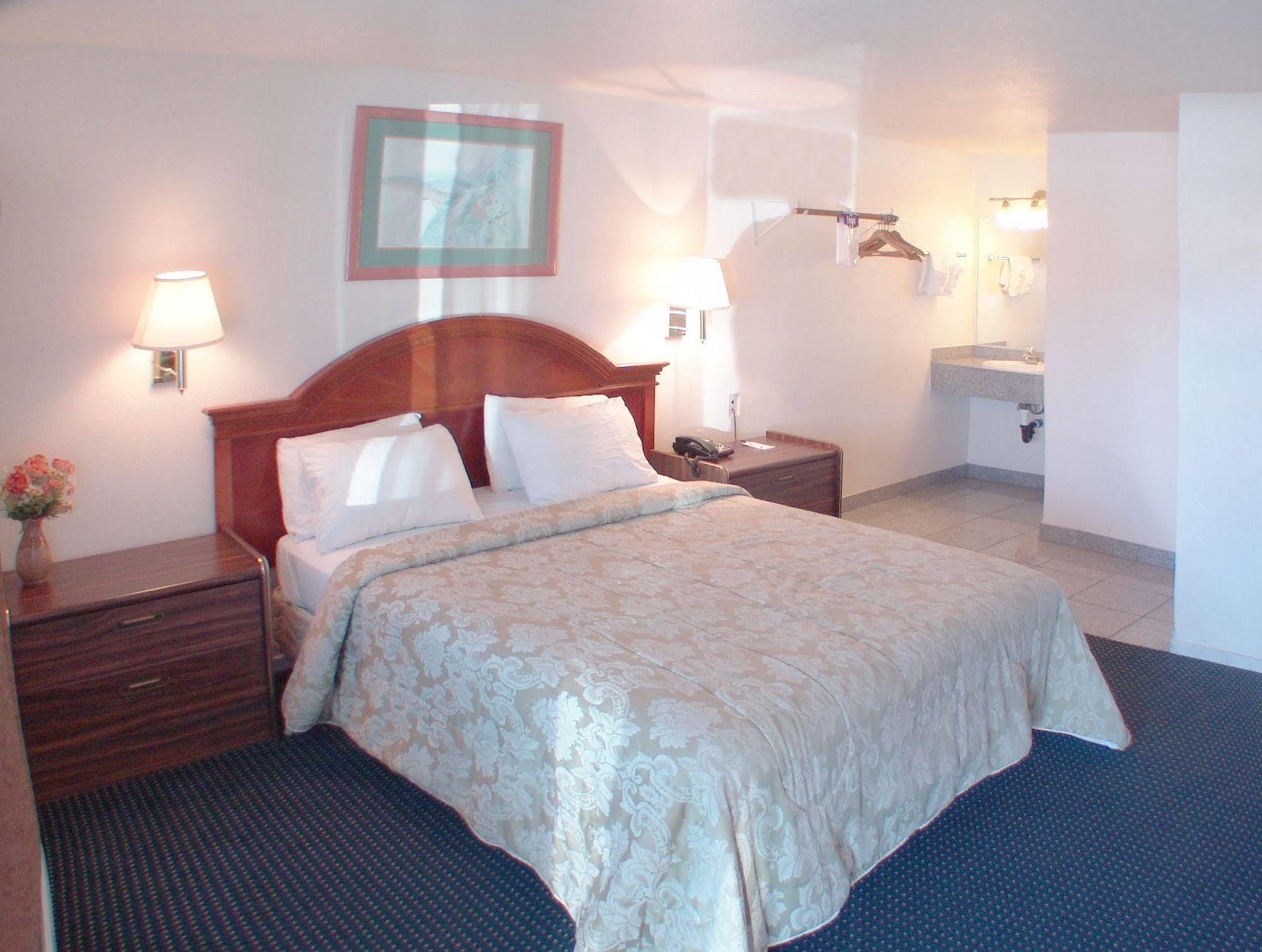 Rodeway Inn Near Downtown Monterey Eksteriør billede